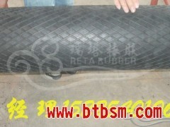 全国大型滚筒包胶厂,冷粘滚筒包胶生产基地提供滚筒包胶现场施工_ 橡胶板_塑胶_塑胶_供应_商卖网