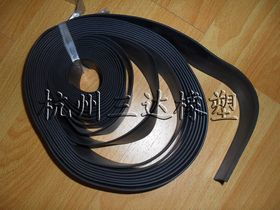 橡胶板的生产过程与技术解析